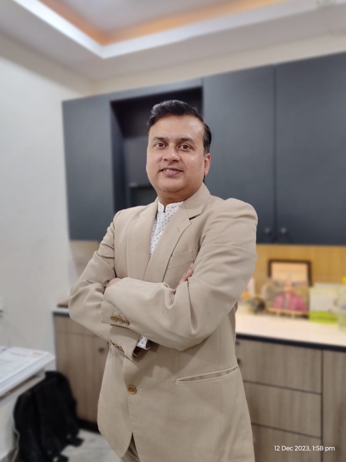 Dr. Sumit Rastogi
