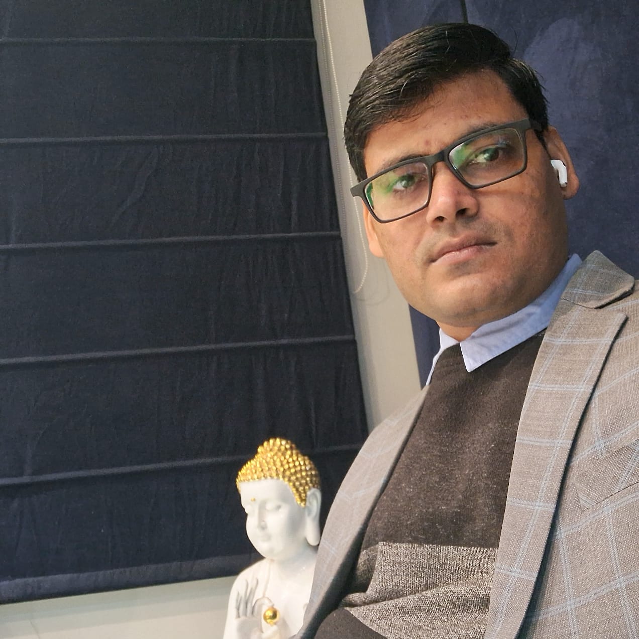 Dr. Lakhan Singh